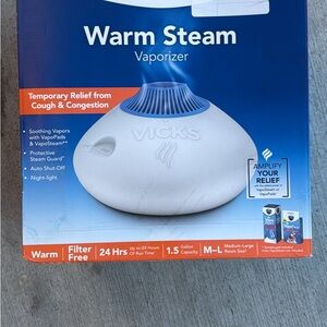 Vicks White and Blue Warm Steam Vaporizer